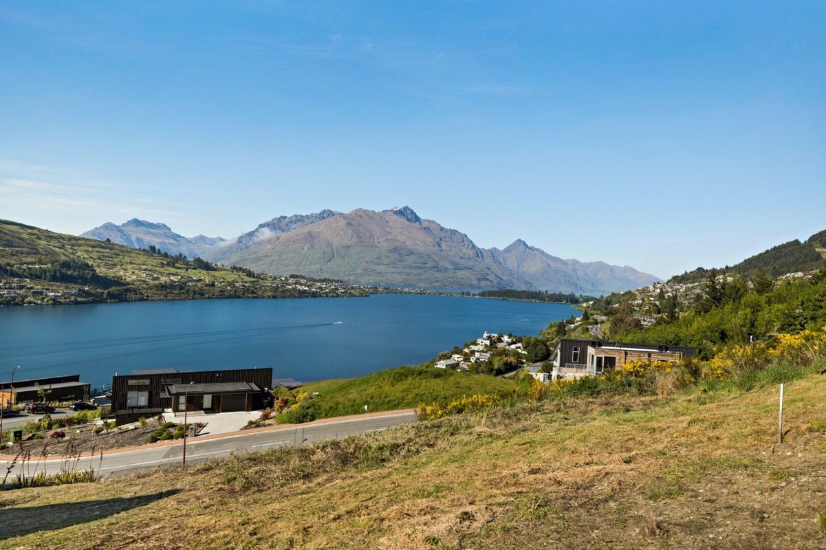 40 Middleton Road, Frankton, Queenstown - Carousel 1