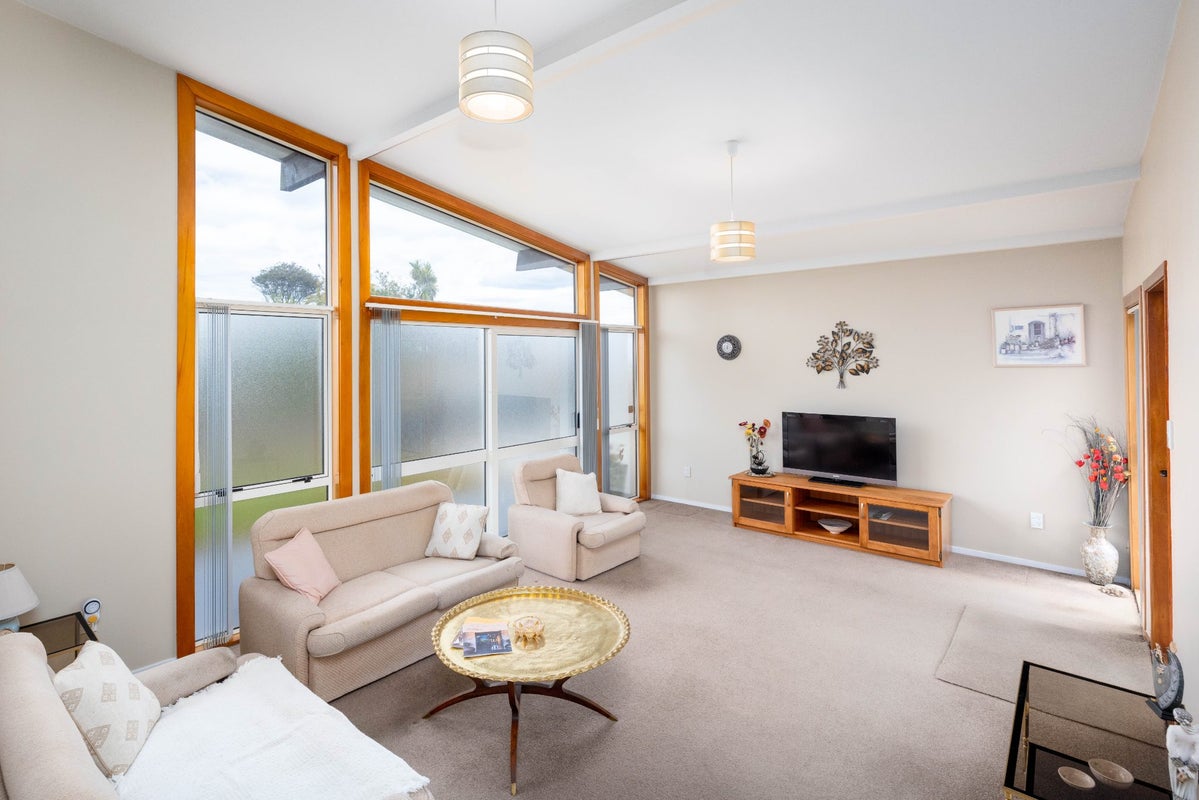 54 Orrick Crescent, Avondale, Christchurch - Carousel 2