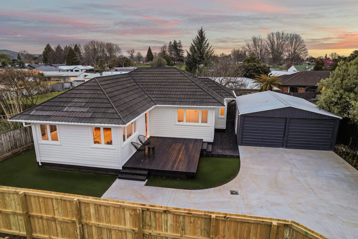 44 Campbell Street, Leamington, Cambridge - Carousel 1