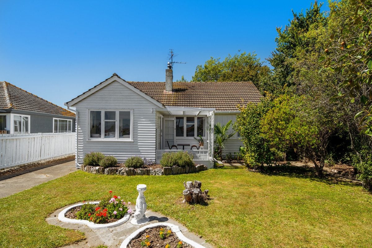 60 Hutcheson Street, Mayfield, Blenheim - Carousel 21