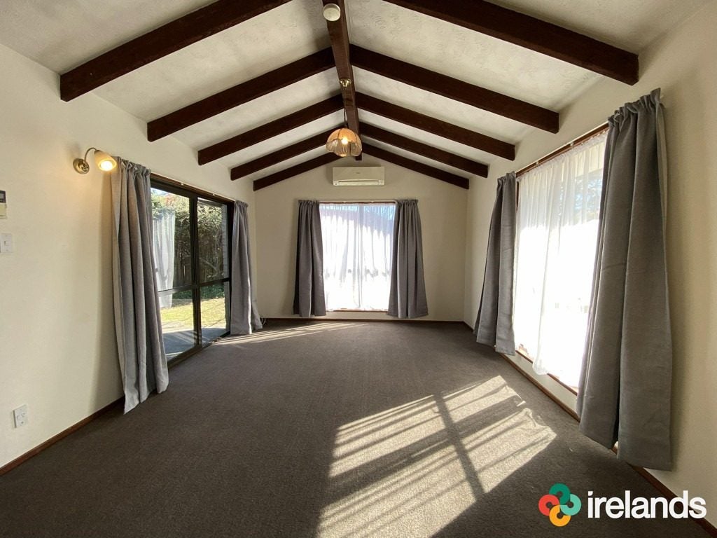 14 McHaffies Place, Wainoni, Christchurch - Carousel 2