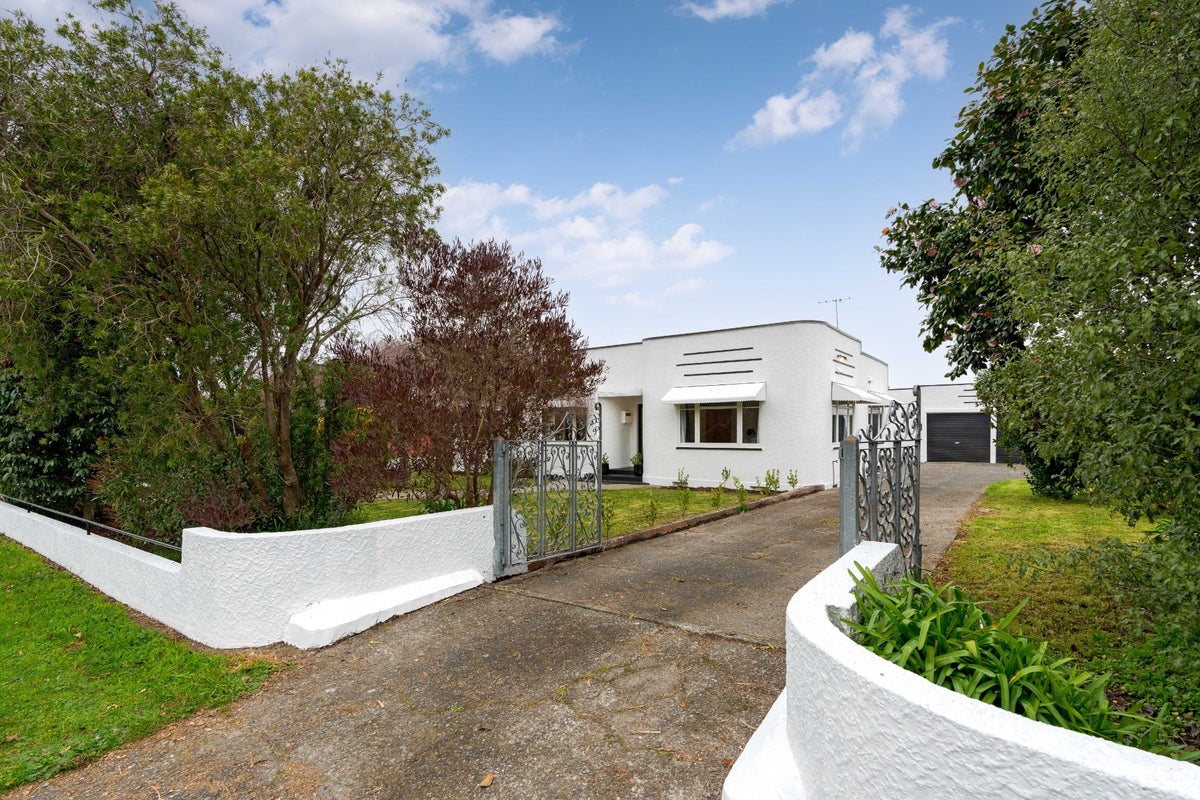 25 Victoria Street, Carterton, Carterton - Carousel 18