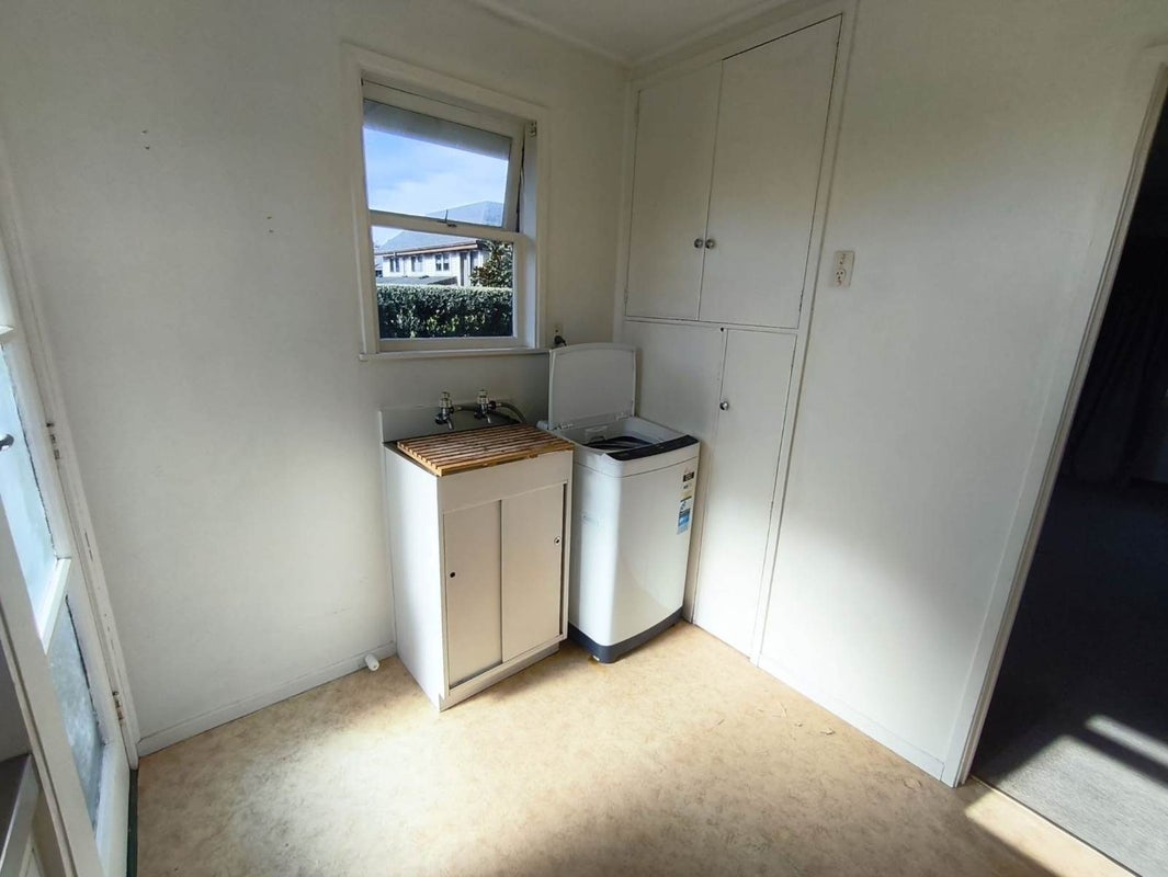 2/9 Thorley Street, Mount Eden, Auckland - Carousel 9