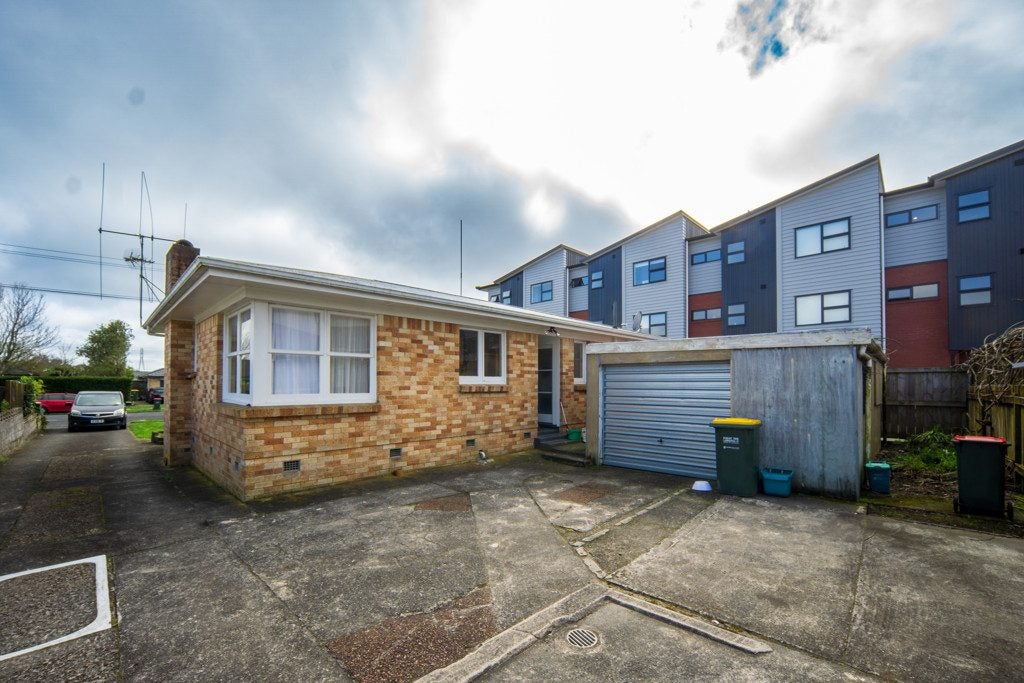 160A Old Farm Road, Hamilton East, Hamilton - Carousel 15
