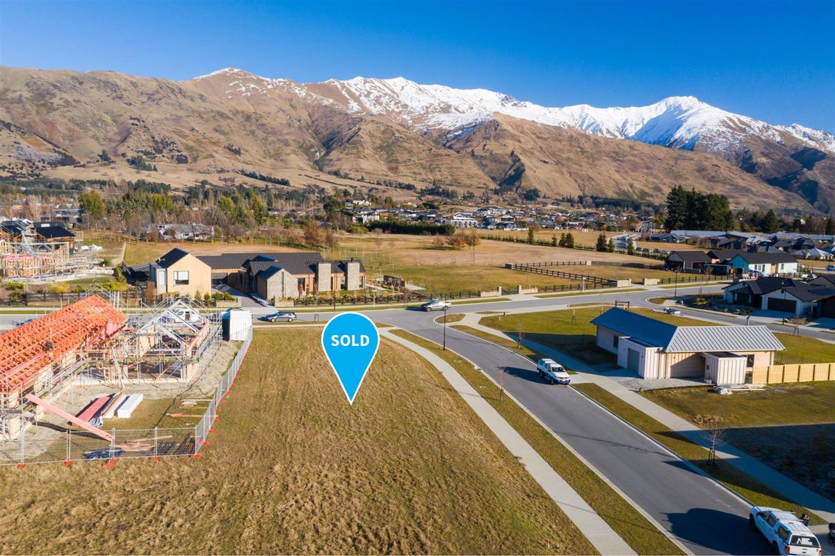 9 Deans Drive, Wanaka, Wanaka - Carousel 2