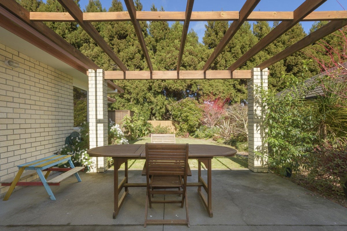 16 Edwin Grove, Bethlehem, Tauranga - Carousel 2