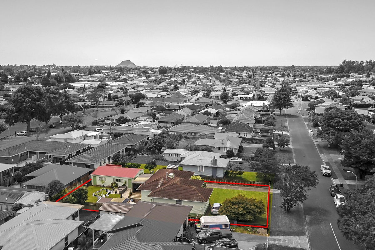 23 Lisbon Street, Greerton, Tauranga - Carousel 2