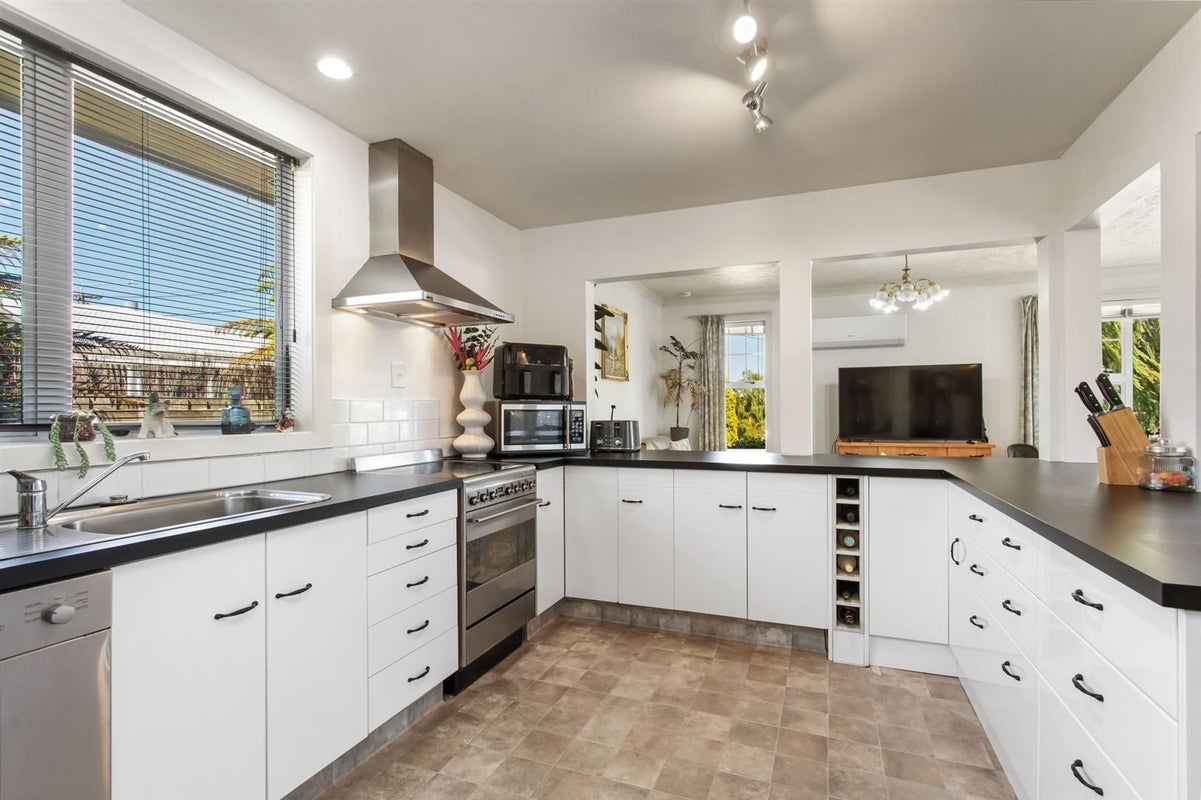 85 Banks Avenue, Dallington, Christchurch - Carousel 2