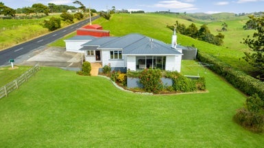 82 Honey Road, Waiuku - Carousel 1