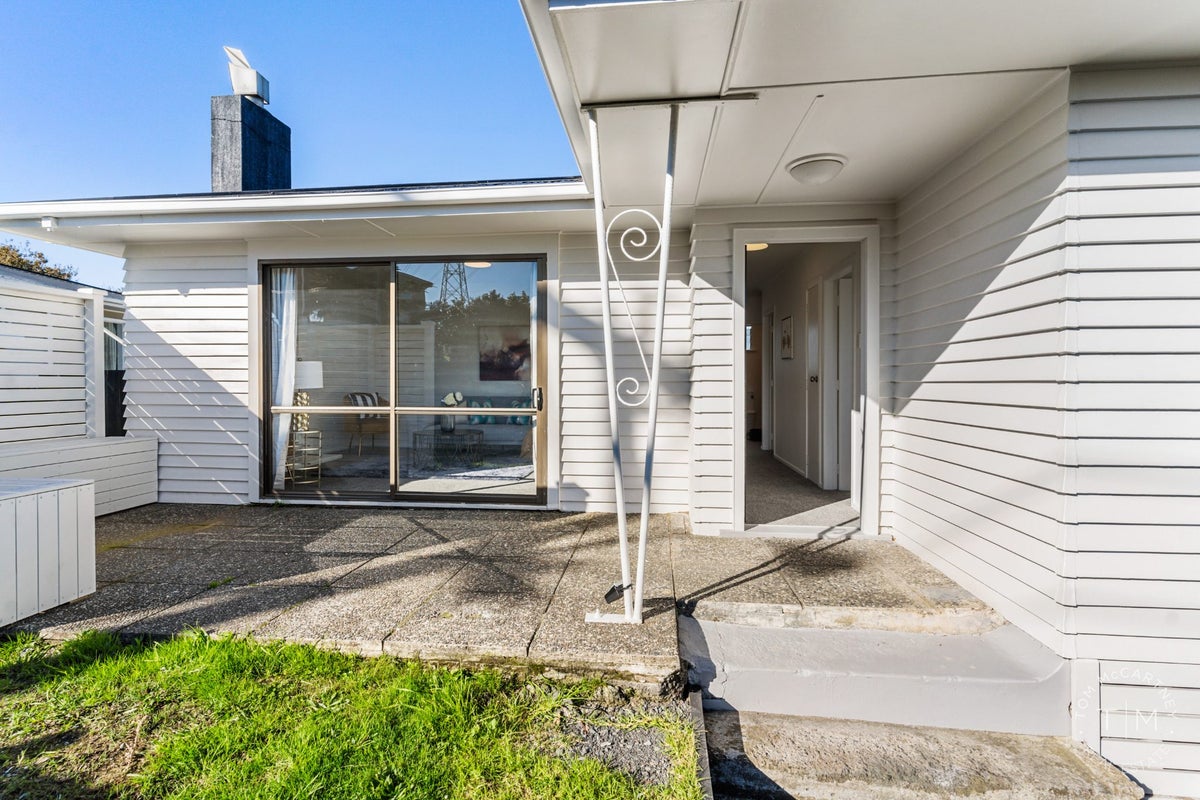 268 Bairds Road, Otara, Auckland - Carousel 1