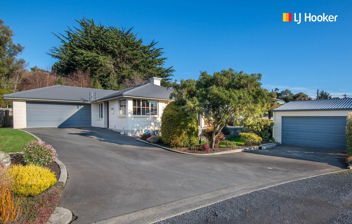 11A Koremata Street, Green Island, Dunedin - Carousel 2