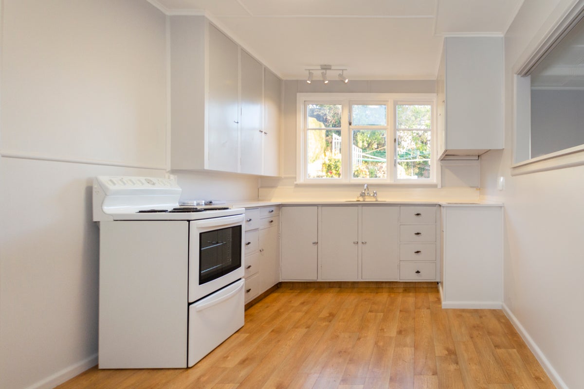 33 Tamar Street, South Hill, Oamaru - Carousel 2