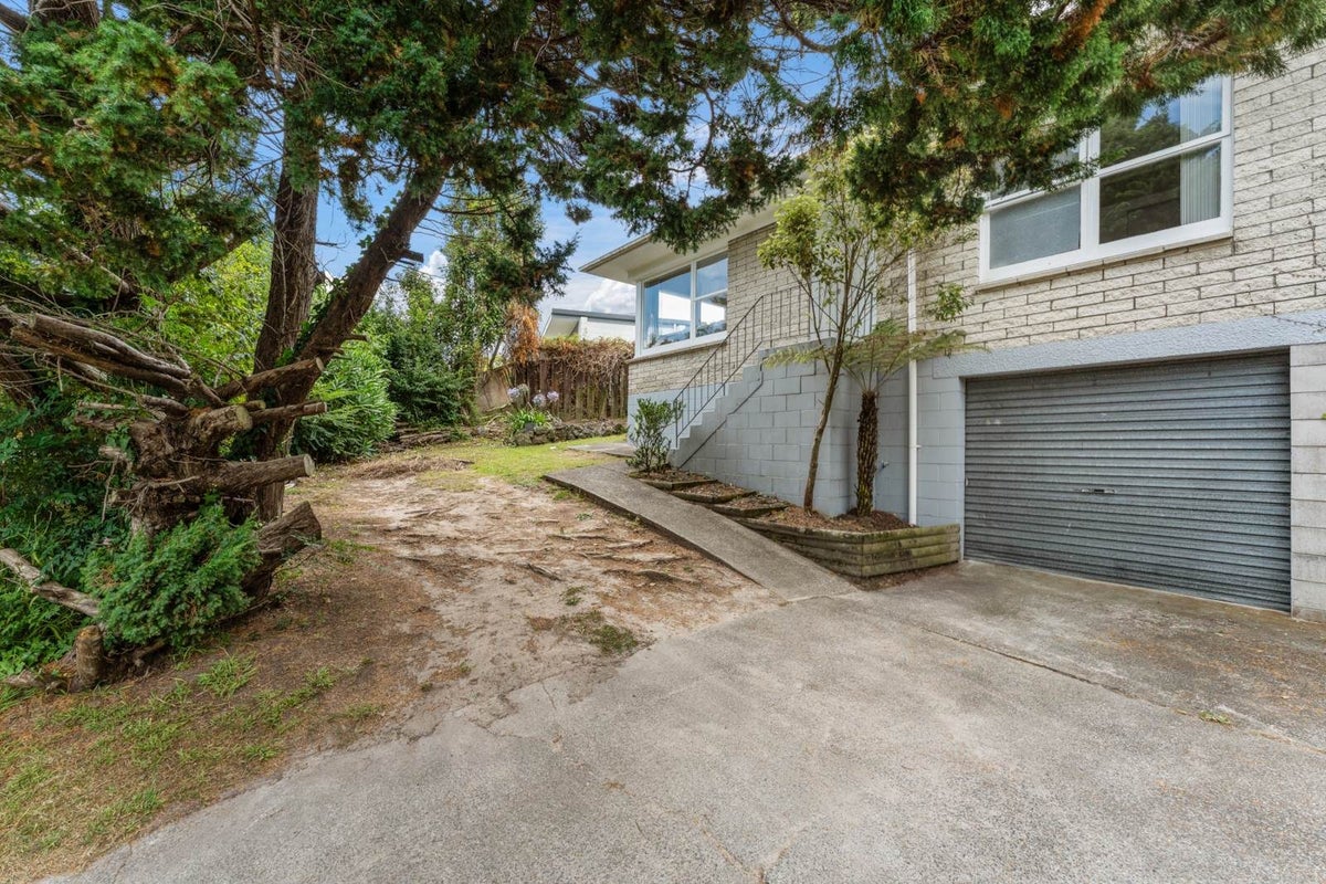 1/38 Bentley Avenue, Glenfield, Auckland - Carousel 2