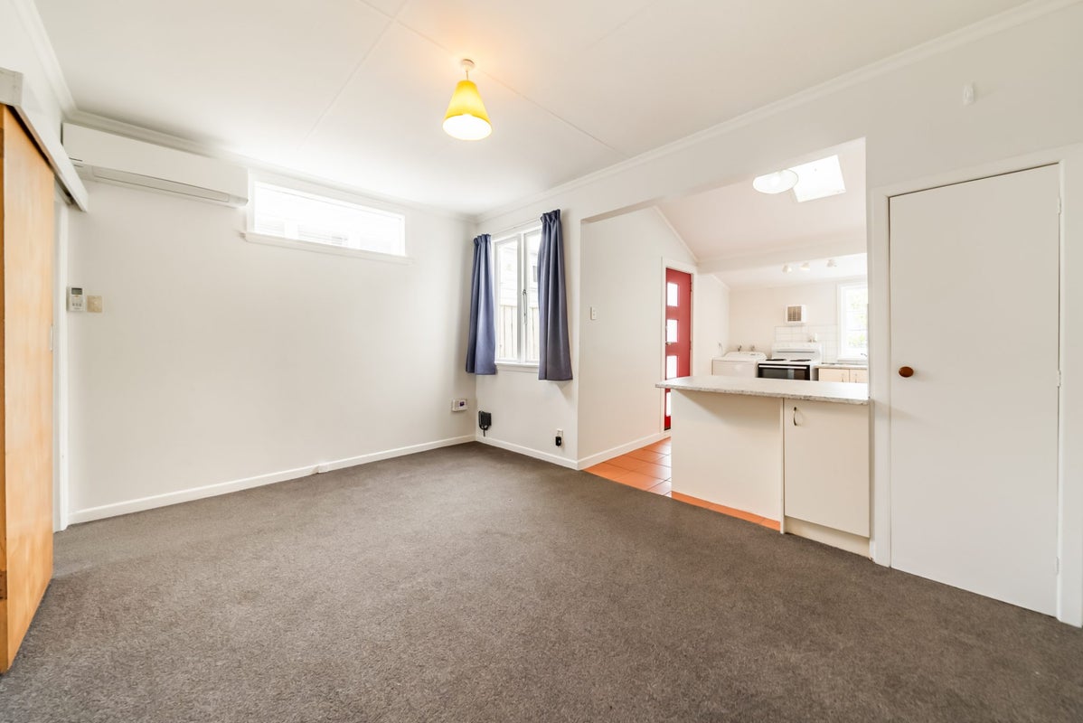 14 Normanby Street, Newtown, Wellington - Carousel 2