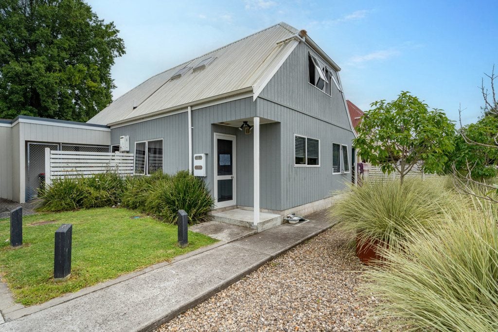 17 Joshua Lane, Hamilton East, Hamilton - Carousel 1