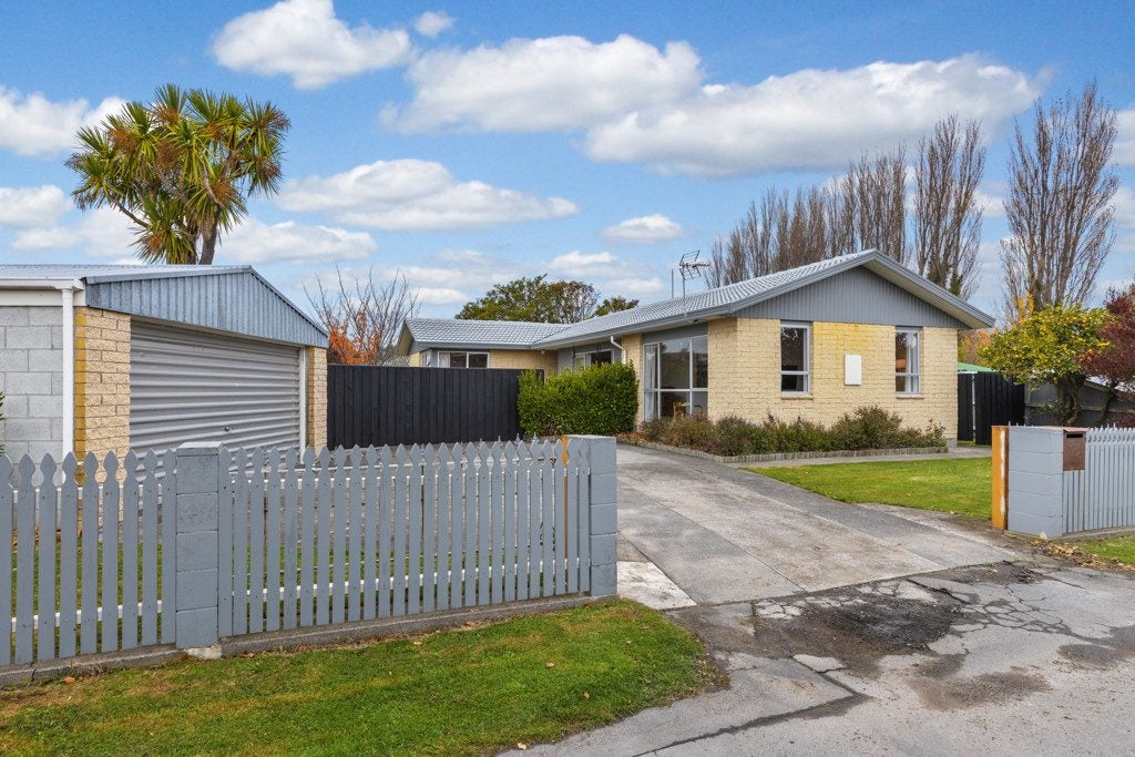 15 Stacey Place, Woolston, Christchurch - Carousel 2