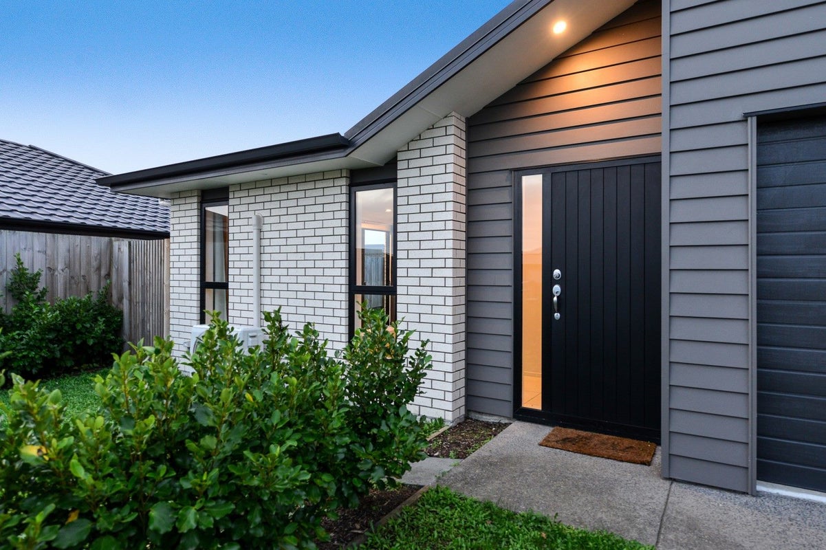 20 North Ridge Drive, Rototuna North, Hamilton - Carousel 2