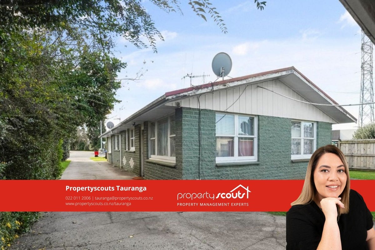 1382B Cameron Road, Greerton, Tauranga - Carousel 1