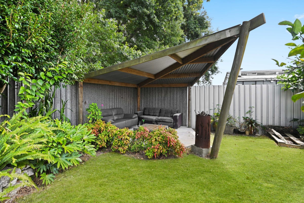 1157B Heaphy Terrace, Fairfield, Hamilton - Carousel 2