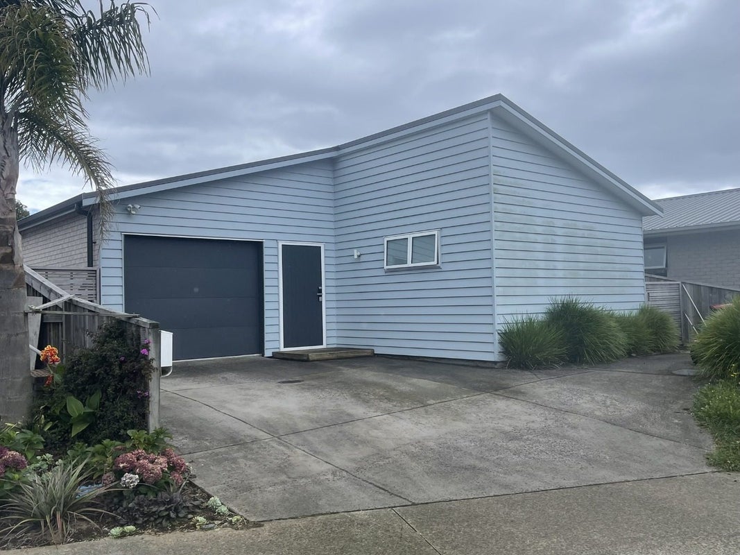 46 Parau Drive, Bethlehem, Tauranga - Carousel 1