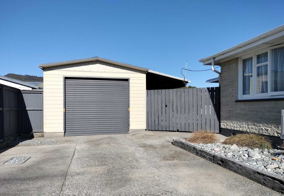 7 Blake Street, Blaketown, Greymouth - Carousel 2
