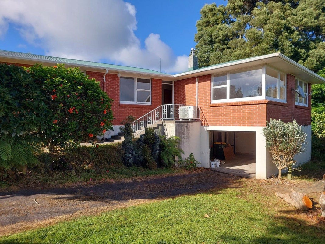 436 Frankley Road, Hurworth, New Plymouth - Carousel 1