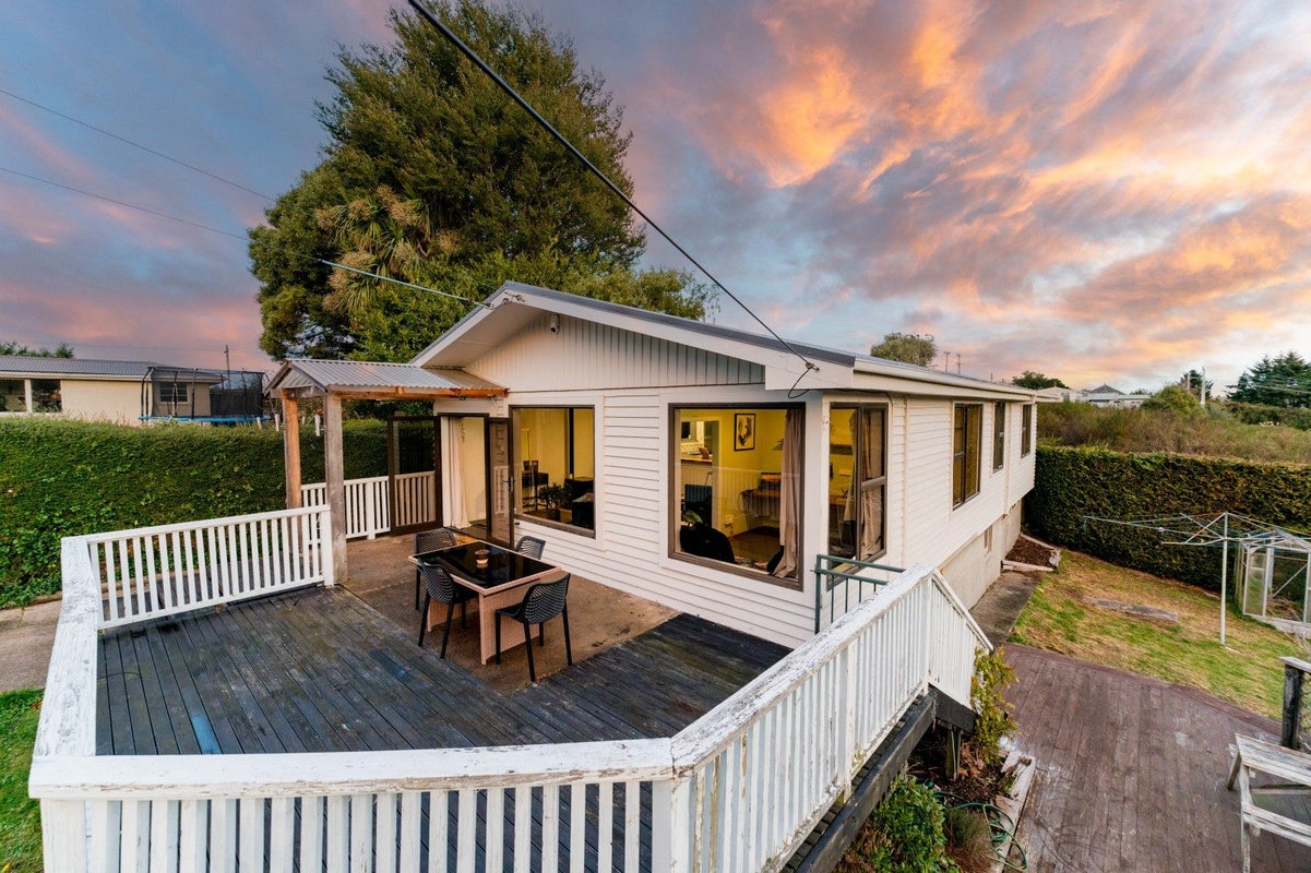 469 Taieri Road, Halfway Bush, Dunedin - Carousel 2
