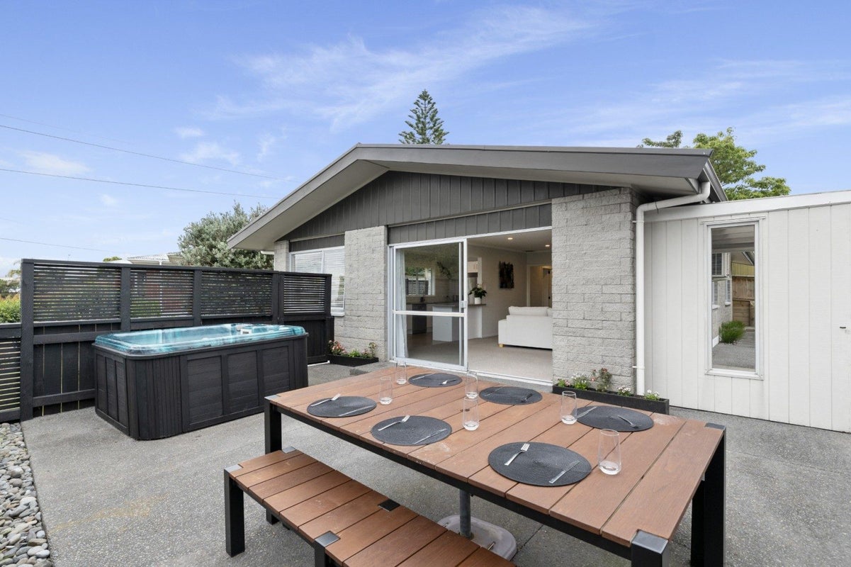 14 Kent Street, Gate Pa, Tauranga - Carousel 1