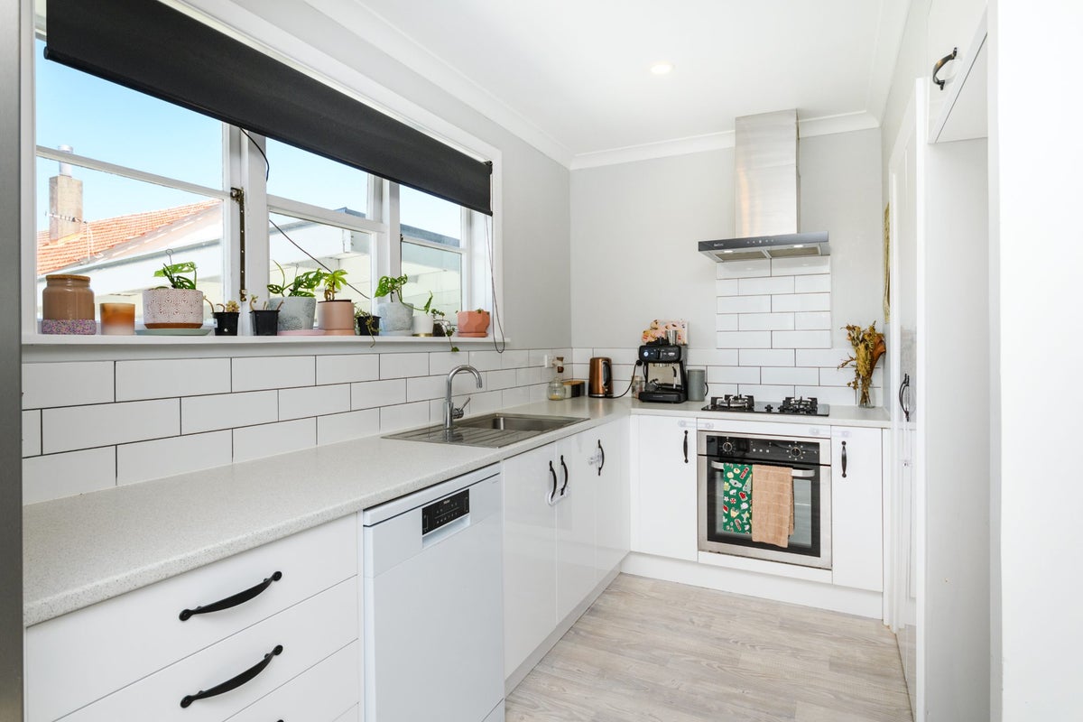 18B Thames Street, Roslyn, Palmerston North - Carousel 2