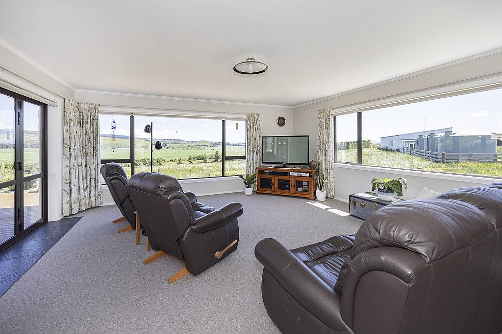 20 Monk Street, Herbert, Oamaru - Carousel 2