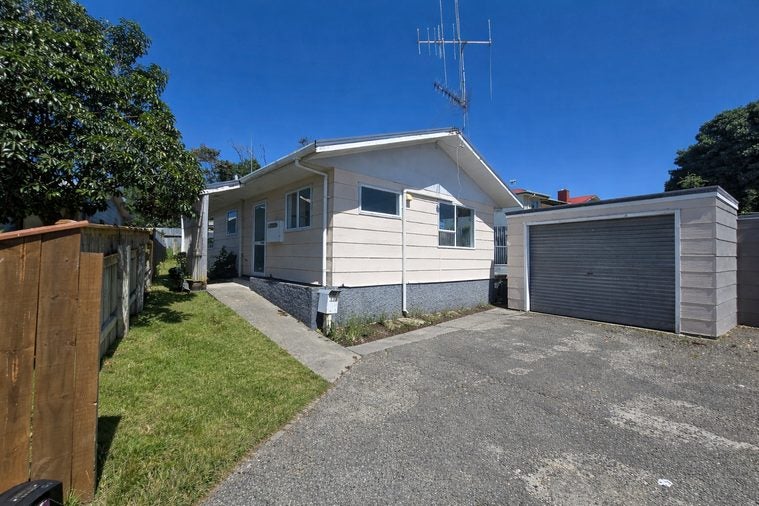 15D Totara Street, Tawhero, Whanganui - Carousel 1