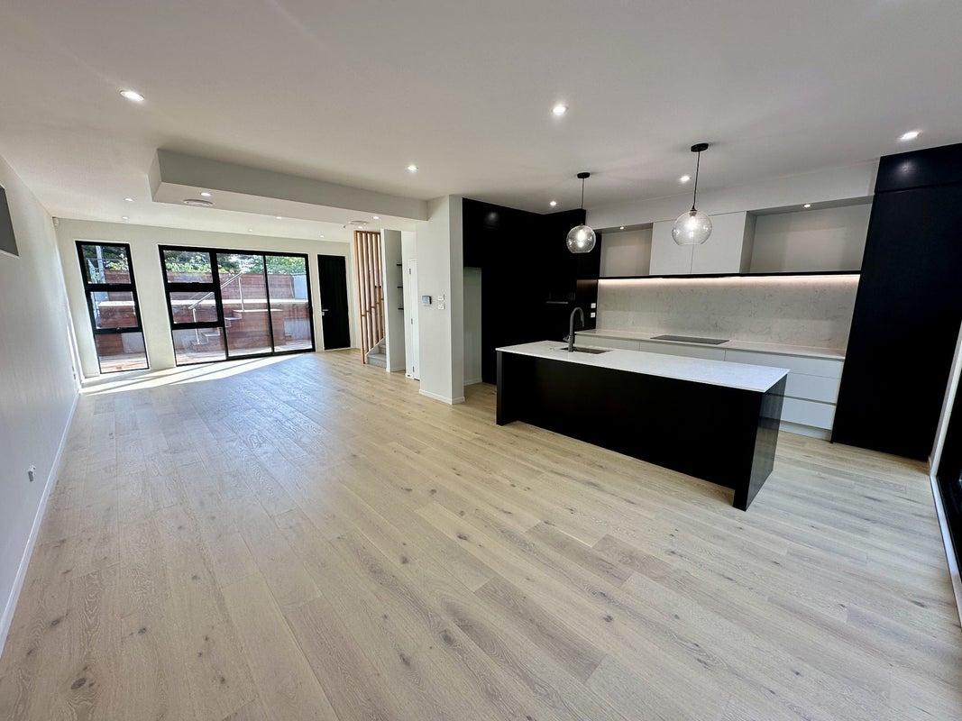 28 Burch Street, MOUNT ALBERT, AUCKLAND - Carousel 1