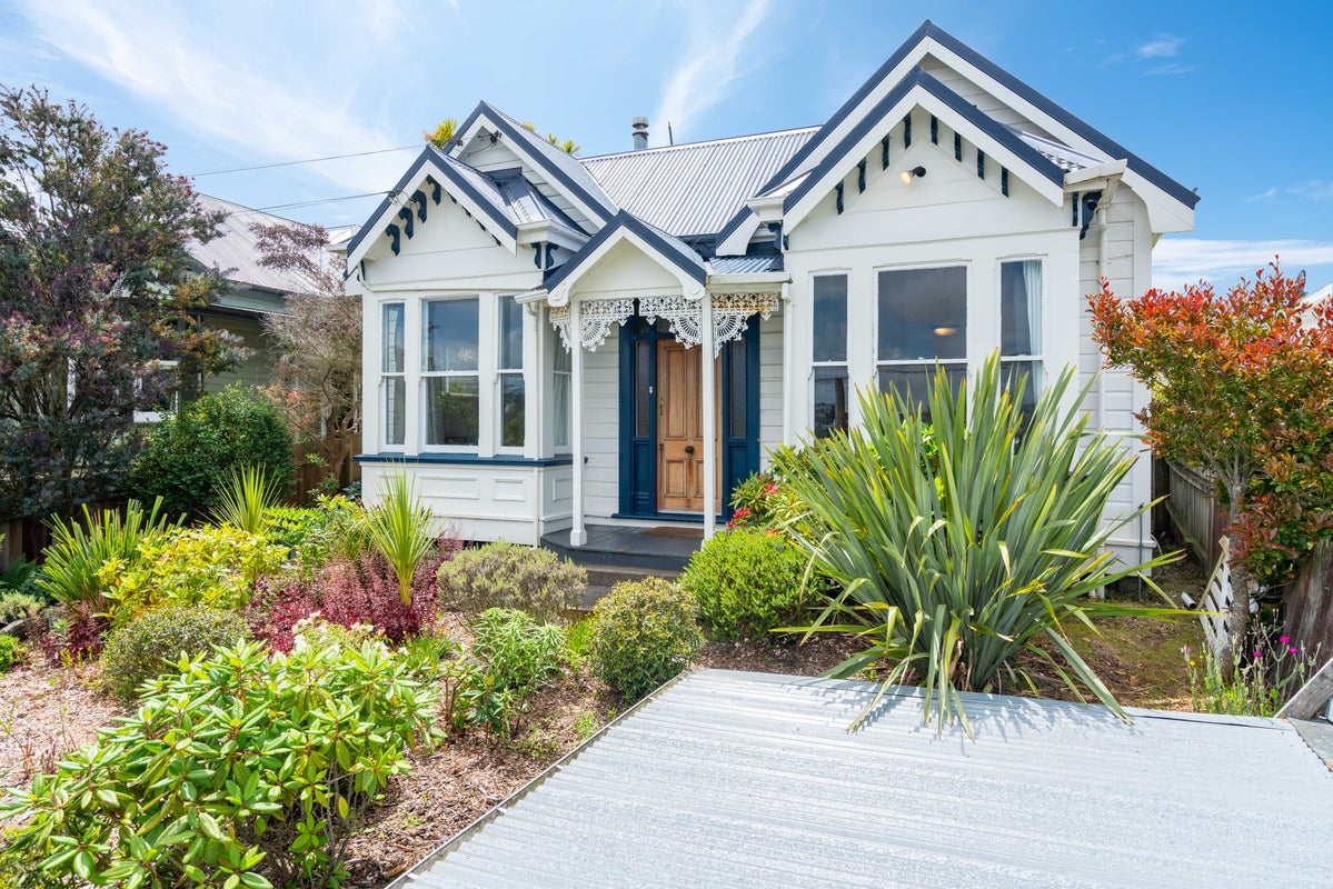 32 Orbell Street, Dalmore, Dunedin - Carousel 2