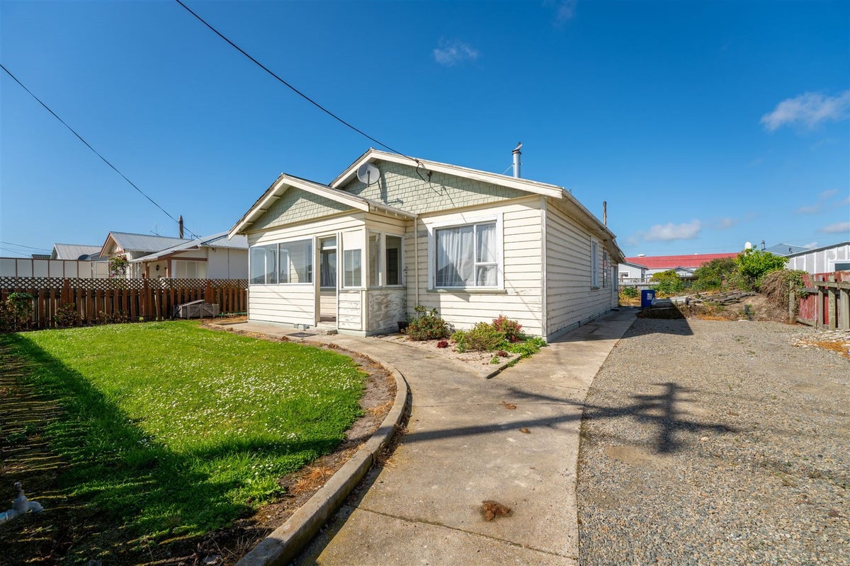 15 Lynn Street, Oamaru North, Oamaru - Carousel 20