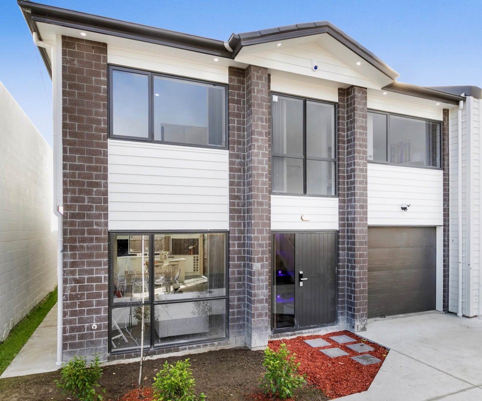 21D Omagh Avenue, Papatoetoe, Auckland - Carousel 1