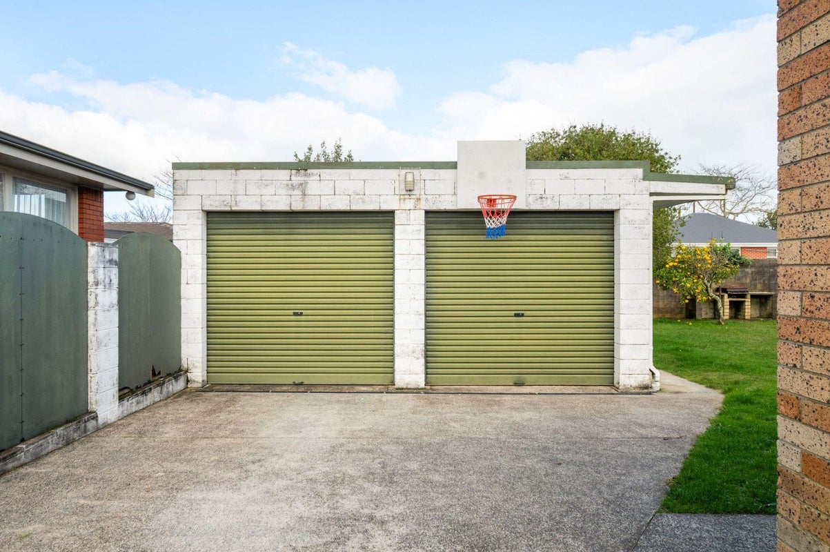 34 Laurence Street, Queenwood, Hamilton - Carousel 3