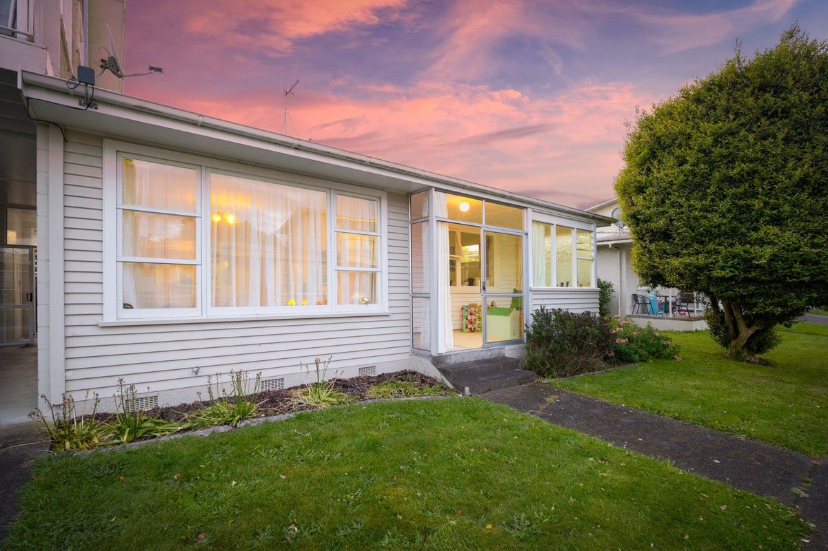3 Te Awe Awe Court, Hokowhitu, Palmerston North - Carousel 1