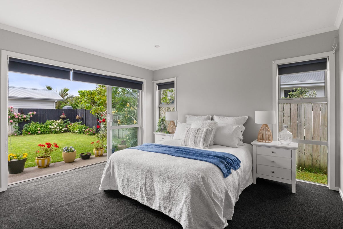 3 Tuamotu Park, Wainui, Gisborne - Carousel 2