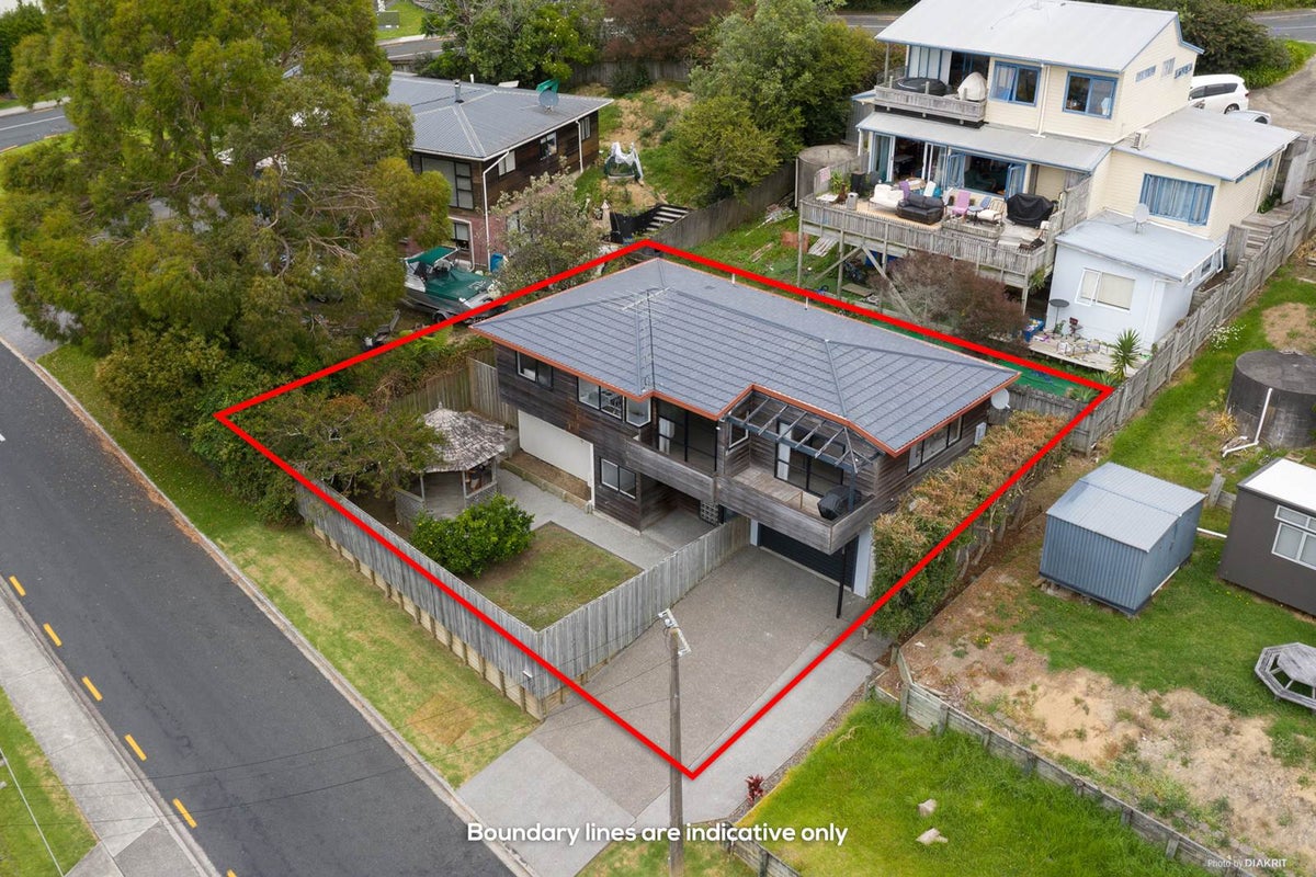 6 Gledstane Road, Stanmore Bay, Whangaparaoa - Carousel 2