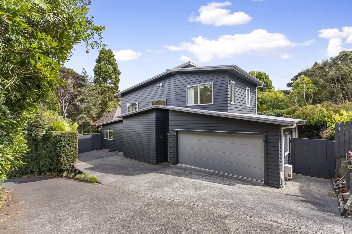 22C Waipa Street, Birkenhead, Auckland - Carousel 1
