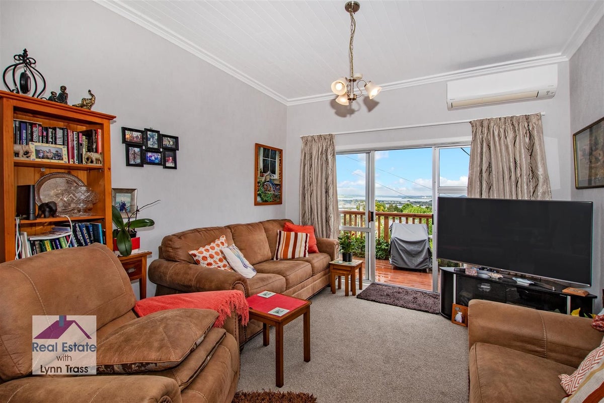 48 Memorial Drive, Parahaki, Whangarei - Carousel 2