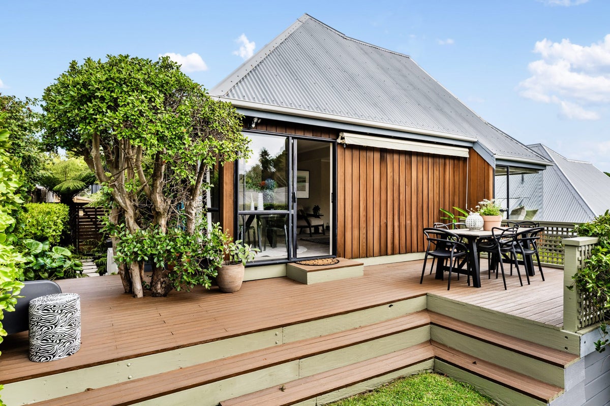33A Armadale Road, Remuera, Auckland - Carousel 1
