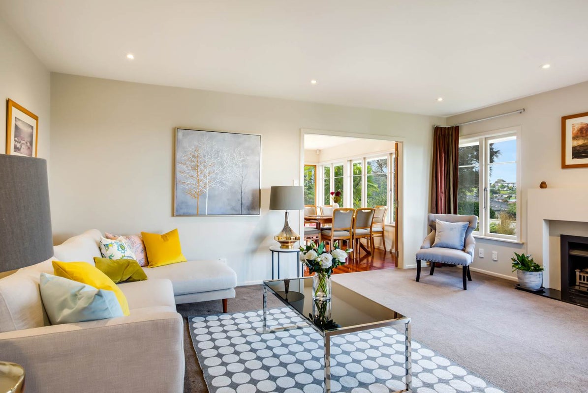 8 McIlroy Avenue, Hillsborough, Auckland - Carousel 2