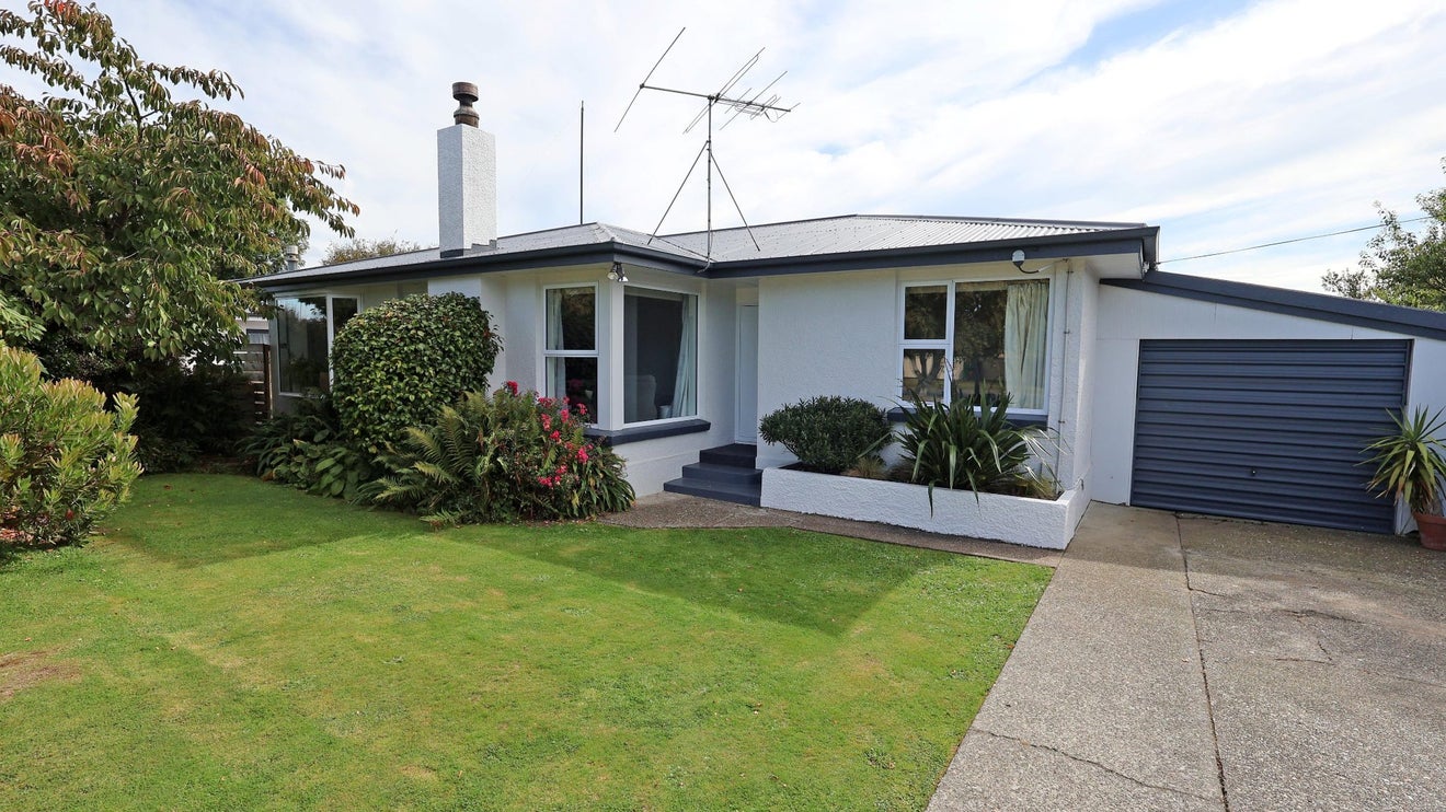 184 West Street, Hawthorndale, Invercargill - Carousel 1