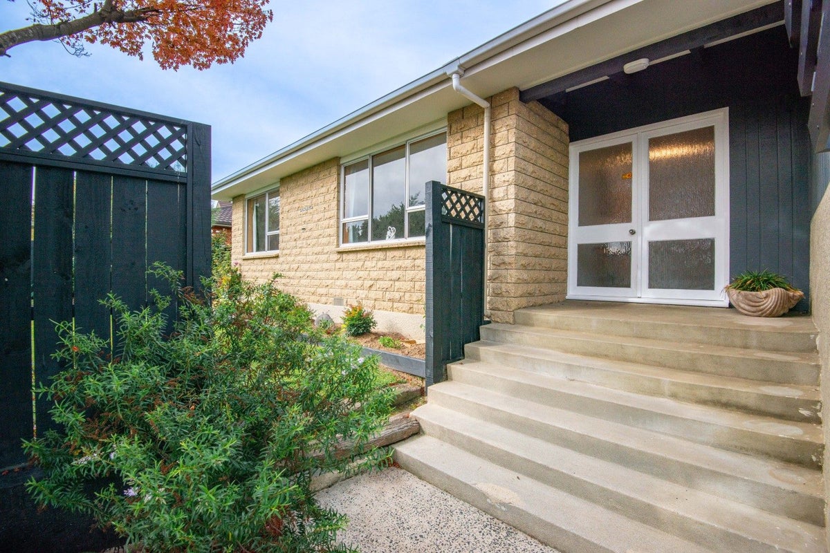 5 Cedar Crescent, Mosgiel, Mosgiel - Carousel 32