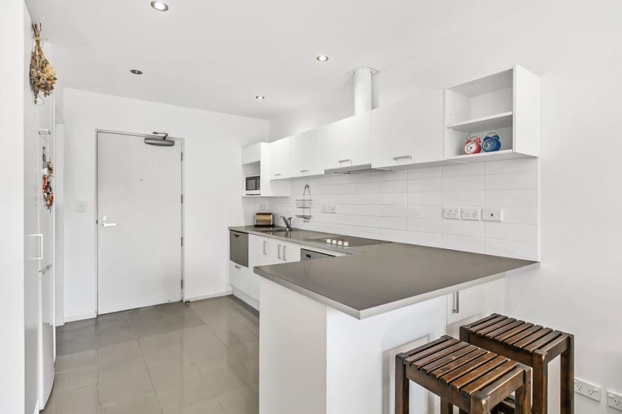 B4/71 SPENCER RD, Oteha, Auckland - Carousel 2
