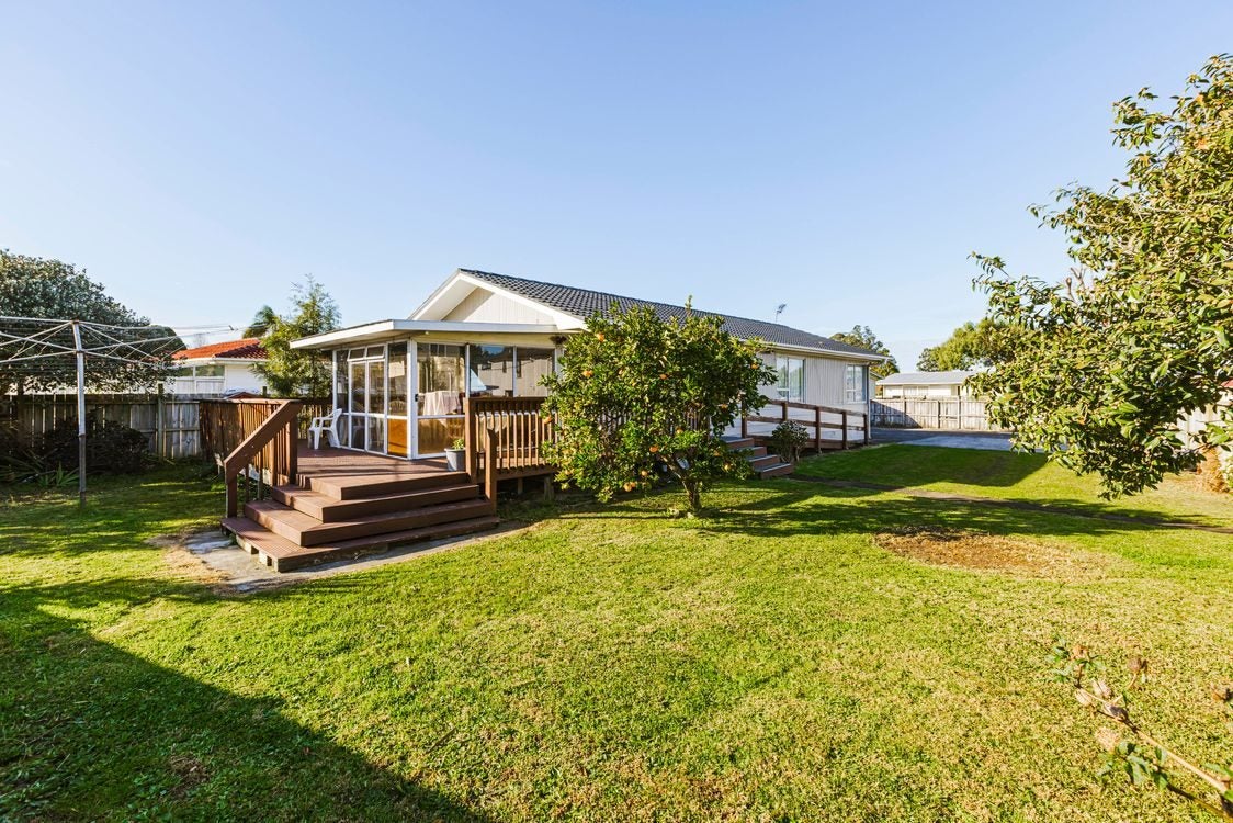 138 Mahia Road, Wattle Downs, Auckland - Carousel 1