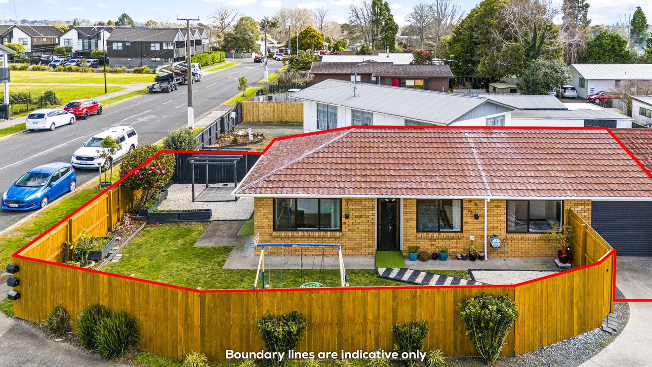 1/10 Airfield Road, Takanini, Papakura, Auckland - Carousel 1