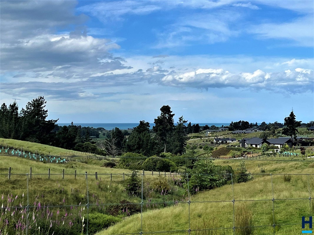 64 Westmere Drive, Tasman, Upper Moutere - Carousel 2