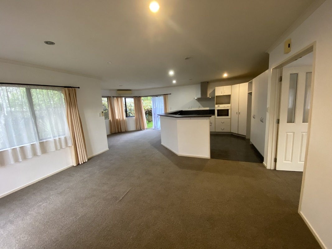 94 Landing Drive, Albany, Auckland - Carousel 2